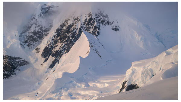 Snowdrift Ridge