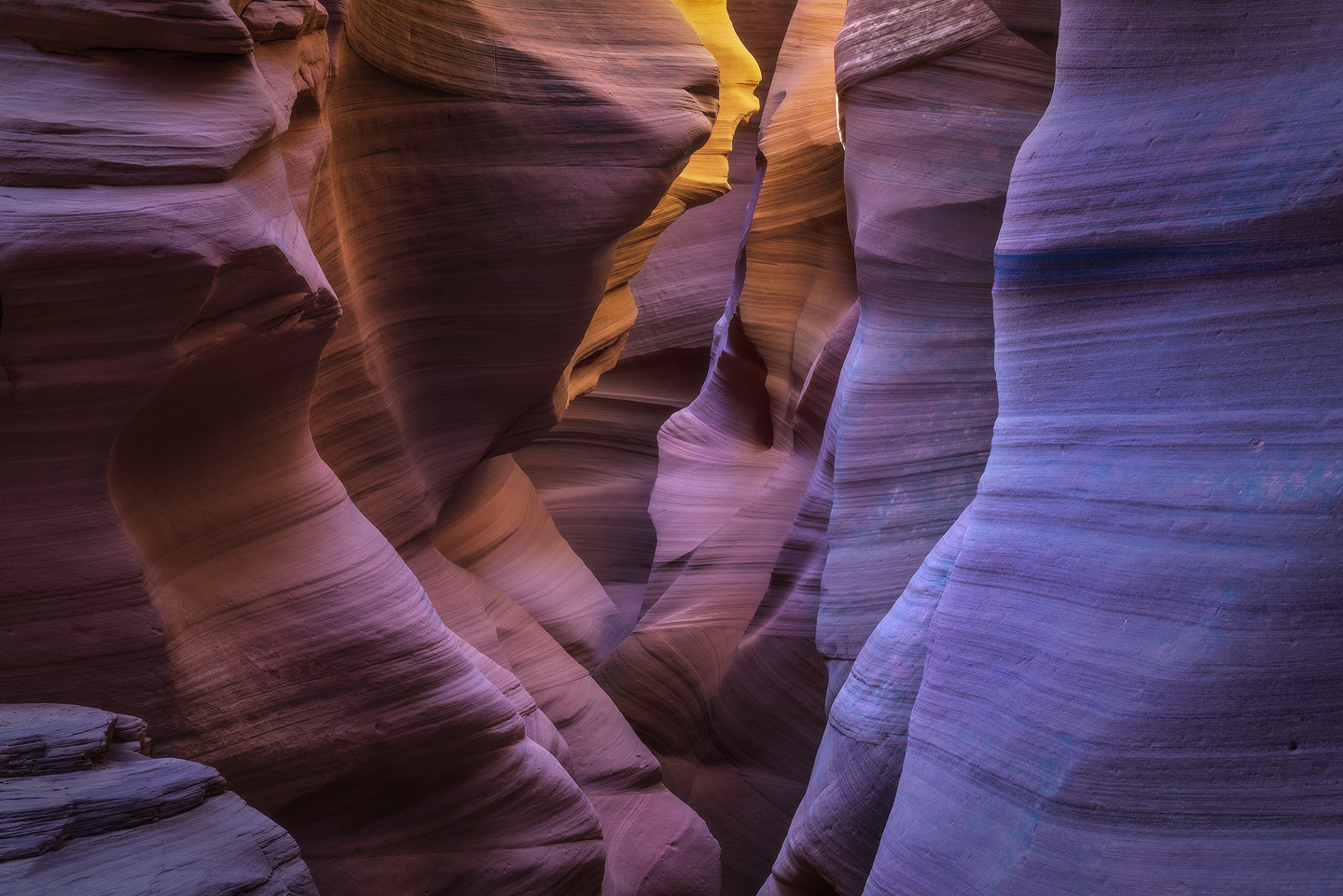 Sandstone, slot canyons, glow, reflected light, canyons, deserts, red