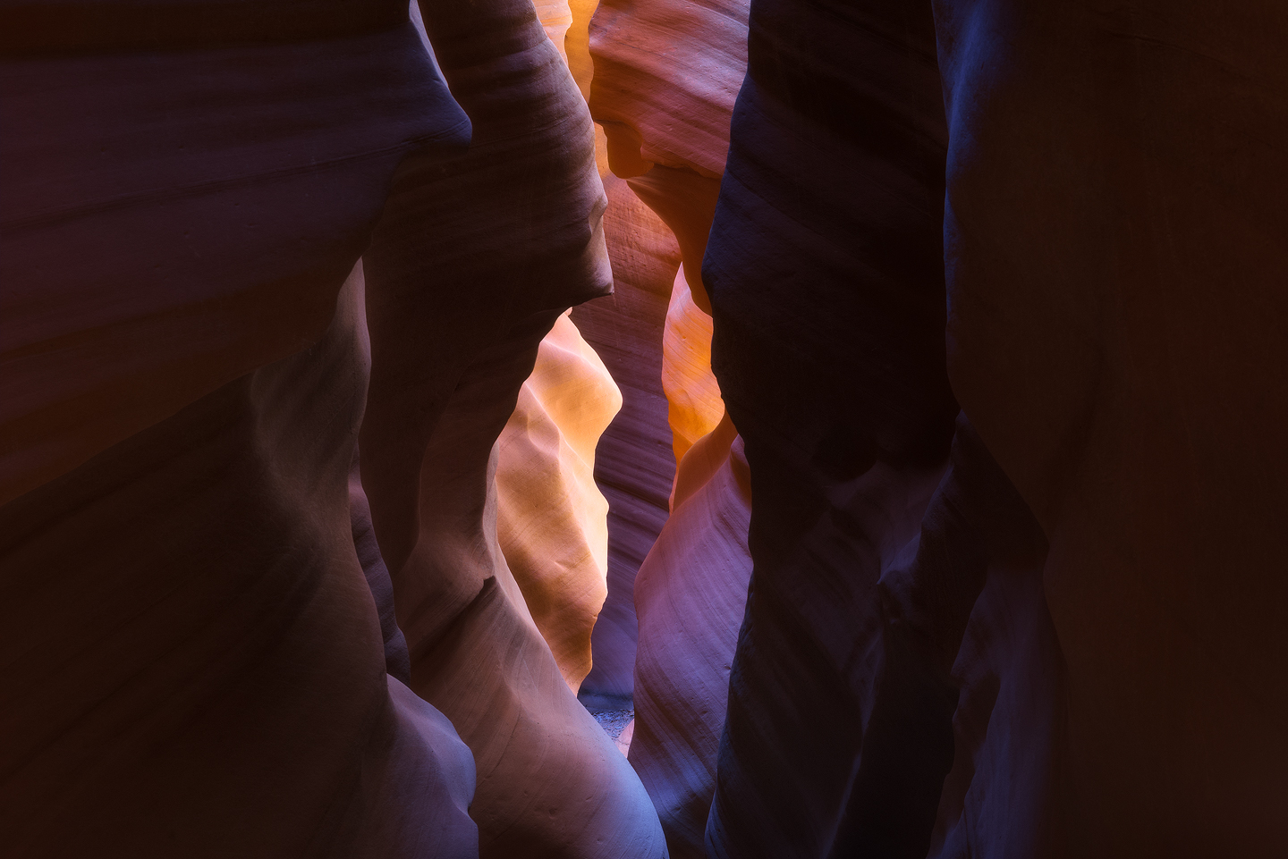 Sandstone, slot canyons, glow, reflected light, canyons, deserts, red