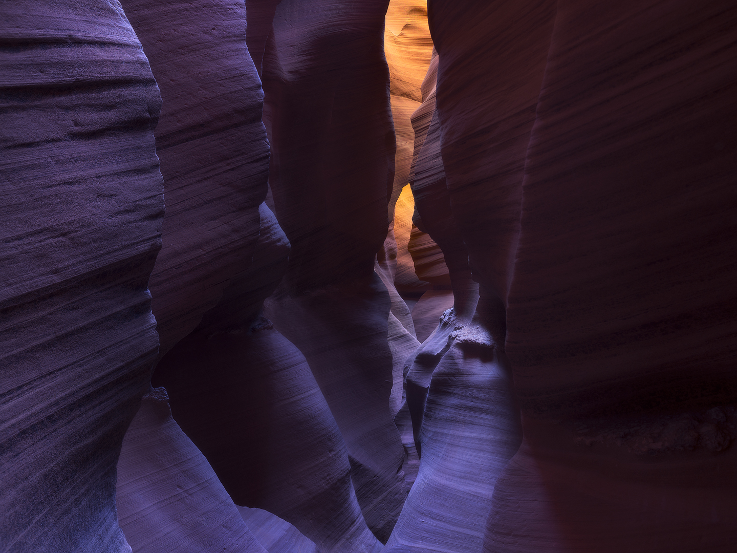 Sandstone, slot canyons, glow, reflected light, canyons, deserts, red