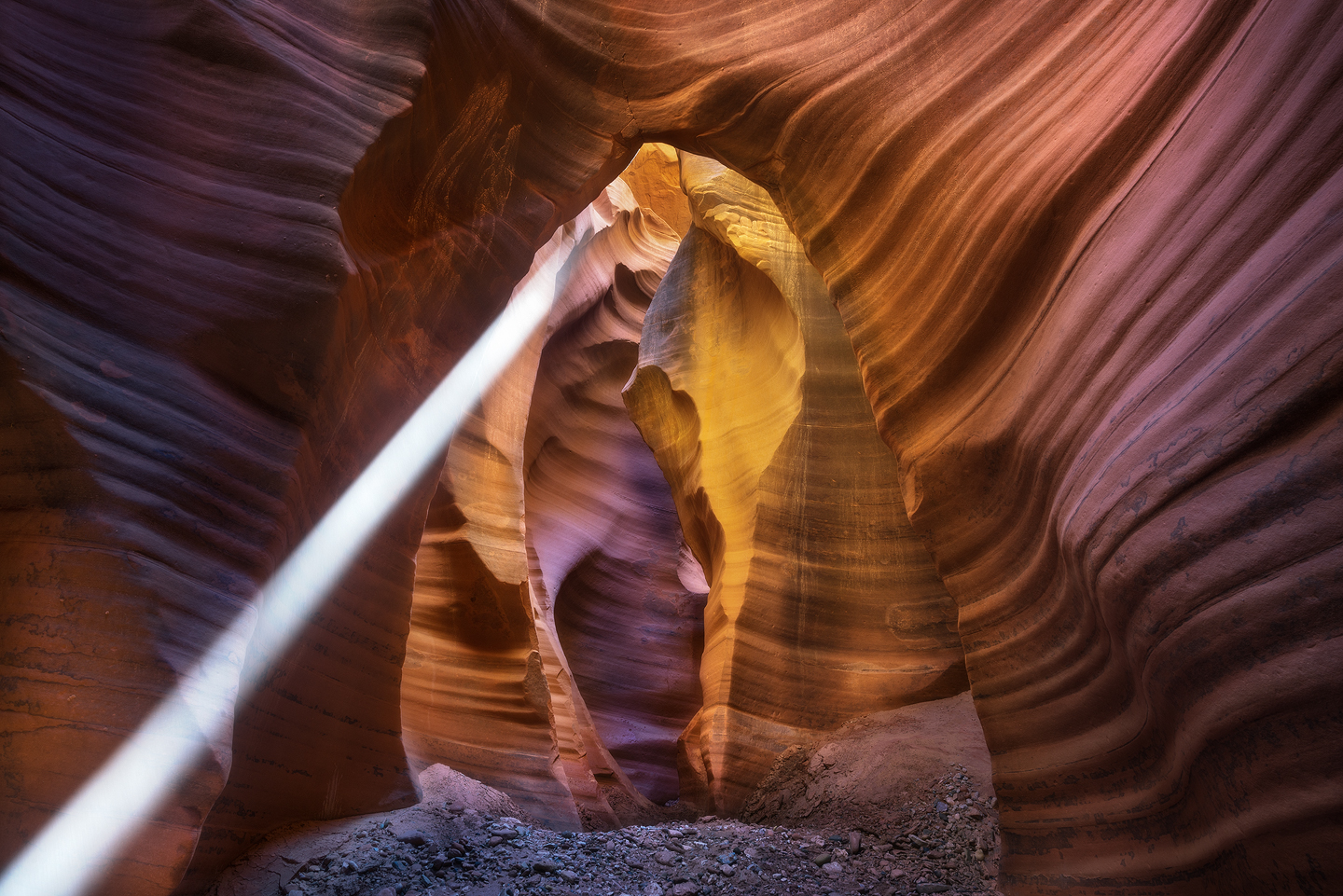 Sandstone, slot canyons, glow, reflected light, canyons, deserts, red